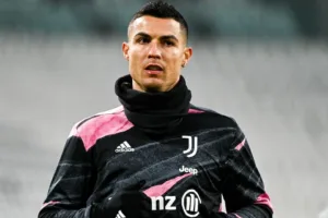 1200 L juventus cr7 n est pas un crack que sur le terrain il le prouve encore