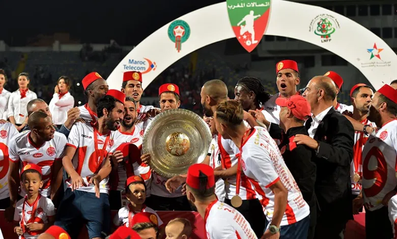 الوداد على بعد نقطة من التتويج بالدوري المغربي بعد الفوز على الدفاع