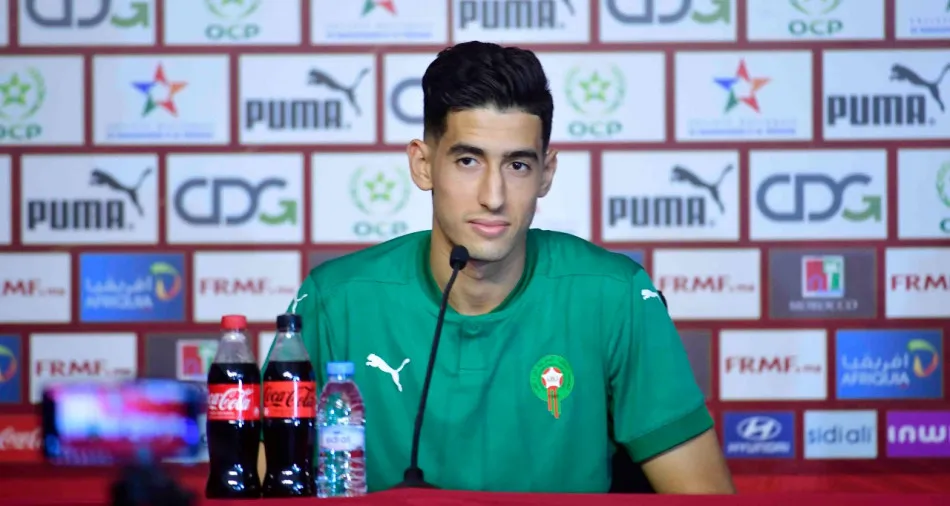 نايف أكرد يغادر معسكر المنتخب تعرف على سبب