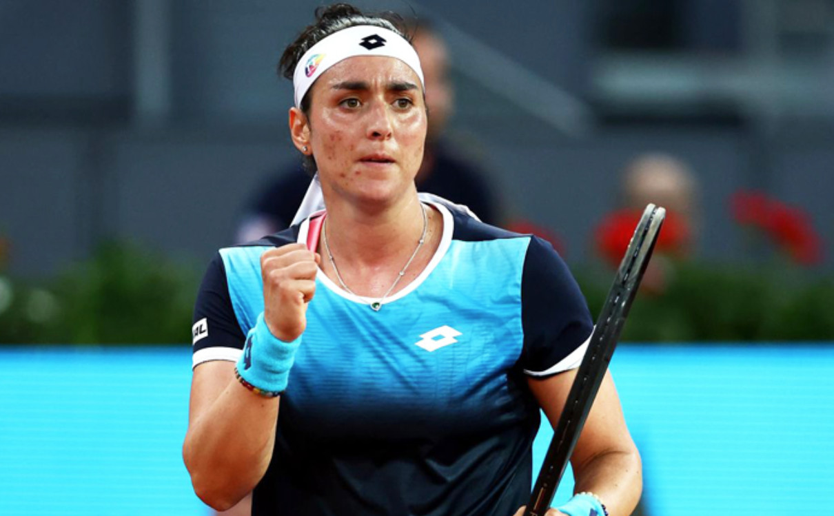 أنس جابر حزينة غياب عائلته عن نهائي ويمبلدون بسبب تأشيرات السفر