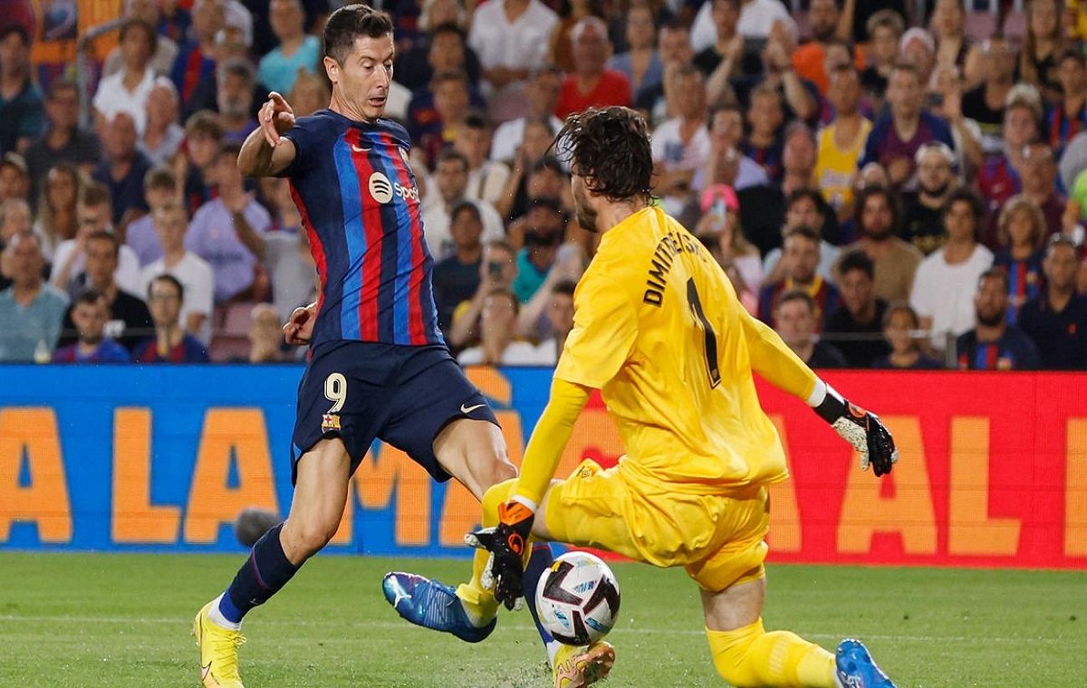 بداية متعثرة لبرشلونة في الدوري الإسباني أمام رايو فاليكانو