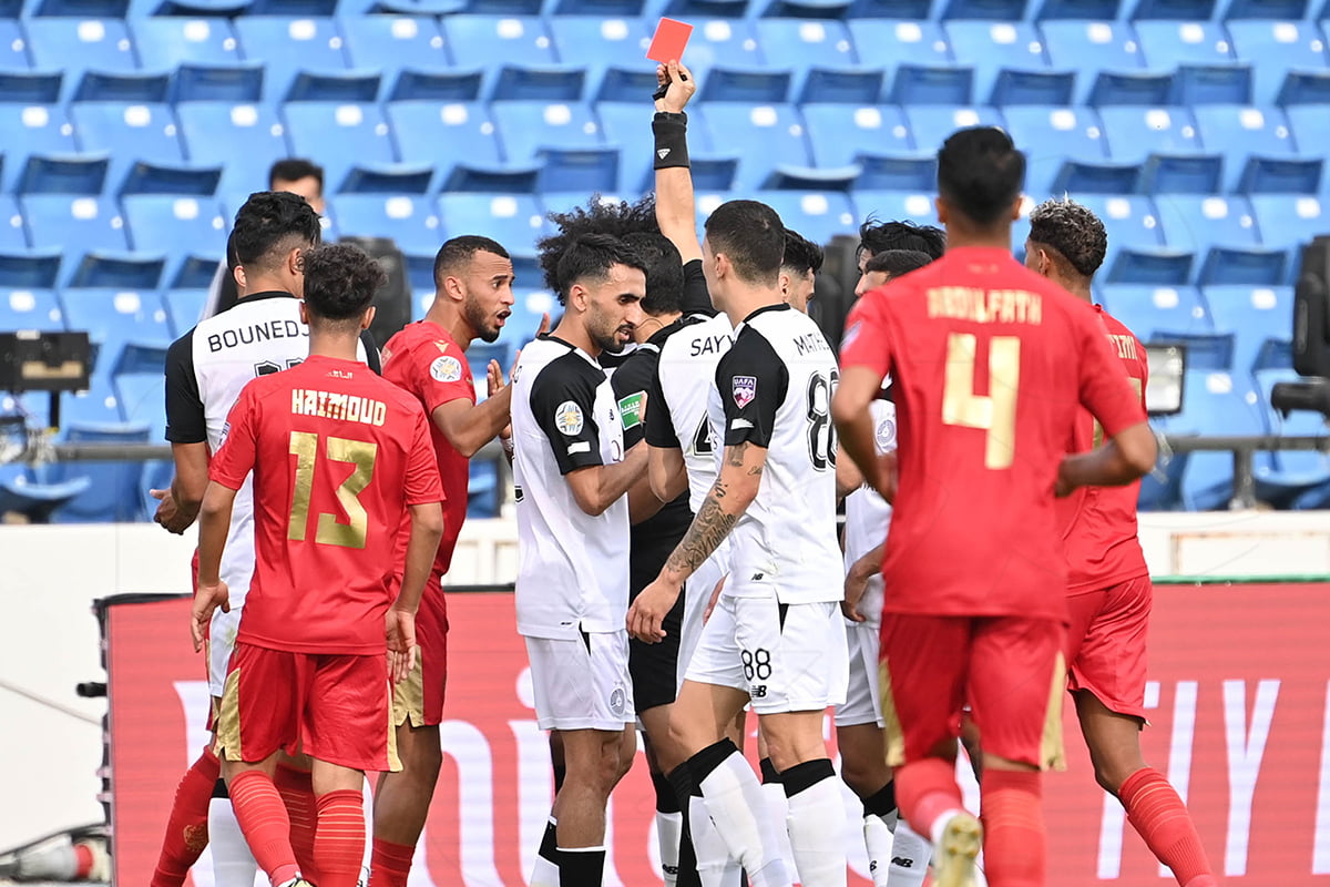 الوداد البيضاوي يفجرها ويصدر بيان شديد اللهجة على الفضيحة التحكيمية لمباراة السد - الوداد-البيضاوي-يفجرها-ويصدر-بيان-شدي