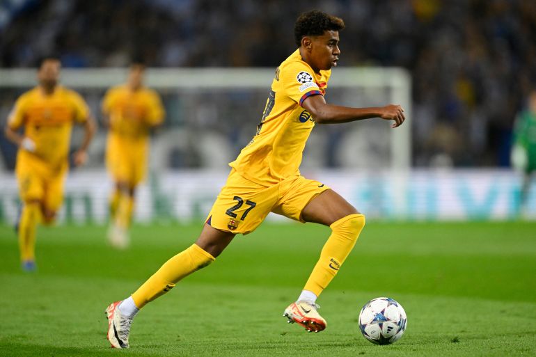 لامين جمال أحس بالإسهال في مباراة بورتو ذهب إلى مرحاض ولم يعد