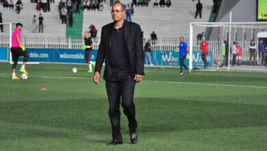 مدرب النيجر بادو الزاكي يرد على أكاذيب الإعلام الجزائري بشأن راتبة - بادو الزاكي