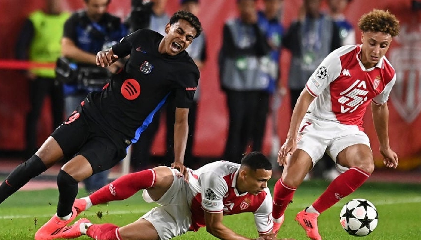 إلياس بن صغير ينافس الإسباني لامين جمال على جائزة الفتى الذهبي