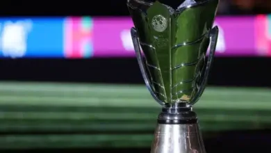 أنشئ عنوانًا جذابًا واحترافيًا يعكس محتوى النص الإخباري التالي تعرف على نتائج قرعة الدور النهائي من تصفيات كأس آسيا 2027.. صدام عربي، حيث أسفرت قرعة الدور النهائي من تصفيات كأس آسيا 2027 عن مجموعات متوازنة للمنتخبات العربية المشاركة، حيث شهدت هذه القرعة بعض المواجهات القوية. من بين هذه المباريات، يبرز الصدام العربي بين منتخبي لبنان واليمن، الذي سيجمع بين منتخبين عربيين في مواجهة حاسمة نحو التأهل للنهائيات. تصفيات كأس آسيا 2027.. صدام عربيفي نتائج قرعة الدور النهائي من تصفيات كأس آسيا 2027، التي أُقيمت في مقر الاتحاد الآسيوي في كوالالمبور، تم توزيع المنتخبات على مجموعات كالتالي:المجموعة الأولى: طاجيكستان، الفلبين، المالديف، تيمور الشرقية.المجموعة الثانية: لبنان، اليمن، بوتان، بروناي. هذه المجموعة تشهد صدامًا عربيًا مثيرًا بين لبنان واليمن.المجموعة الثالثة: الهند، هونج كونج، الصين، سنغافورة.المجموعة الرابعة: تايلاند، تركمانستان، الصين تايبيه، سريلانكا.المجموعة الخامسة: سوريا، أفغانستان، ميانمار، باكستان.المجموعة السادسة: فيتنام، ماليزيا، نيبال، لاوس.   نظام المباريات والموعدتبدأ مباريات الدور النهائي من التصفيات المؤهلة إلى كأس آسيا 2027 في مارس 2025، وستتم على مدار ست جولات بنظام الدوري المجزأ من مرحلتي ذهاب وإياب. أما عن التأهل، فسيتمكن صاحب المركز الأول من كل مجموعة من التأهل إلى نهائيات كأس آسيا 2027.الفرص والتحدياتستكون المباريات مليئة بالتحديات لكل المنتخبات المشاركة، بما في ذلك الصدام العربي بين لبنان واليمن. سيتعين على الفرق تقديم أفضل ما لديها من أجل حجز مقعد في النهائيات، وهو ما سيجعل التصفيات مثيرة وقوية.خاتمةمع اقتراب موعد انطلاق مباريات الدور النهائي من التصفيات المؤهلة إلى كأس آسيا 2027، تزداد الإثارة والتوقعات. المنتخبات العربية، مثل لبنان واليمن، ستسعى لتحقيق الفوز في المباريات الصعبة، بينما تترقب الجماهير انطلاق هذه المباريات في مارس 2025.بطاقة المباراة:المباراة المرتقبة: لبنان ضد اليمنالتاريخ: سيتم تحديده في الفترة بين 25 مارس 2025 إلى 31 مارس 2026.المجموعة: المجموعة الثانيةالمكان: مباريات ذهاب وإيا.
بدقة. يجب أن يحتوي العنوان على الكلمات المفتاحية 'تصفيات كأس آسيا 2027.. صدام عربي'. اجعل العنوان مختصرًا (لا يتجاوز 60 حرفًا) مع أسلوب إخباري مثير يلفت انتباه القارئ