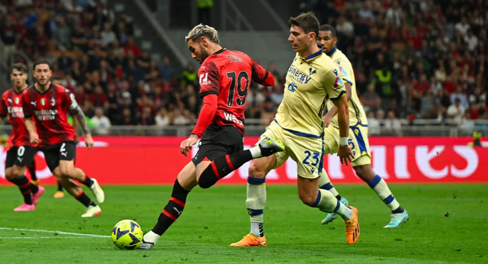 موعد مباراة ميلان وهيلاس فيرونا في الدوري الإيطالي والقنوات الناقلة