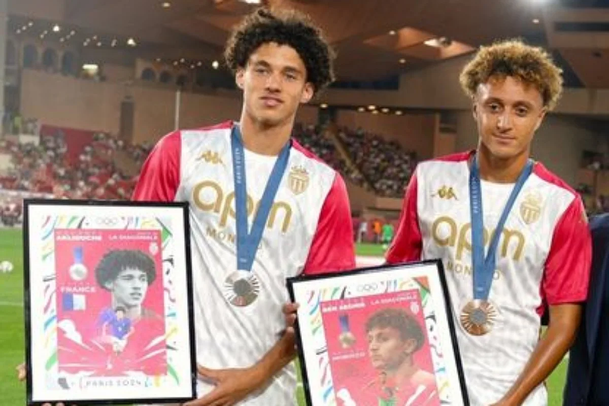 الجزائري ماغنيس أكليوش يسجل وبن صغير يذخل كبديل ويقود موناكو لفوز مثير على رين بالدوري الفرنسي