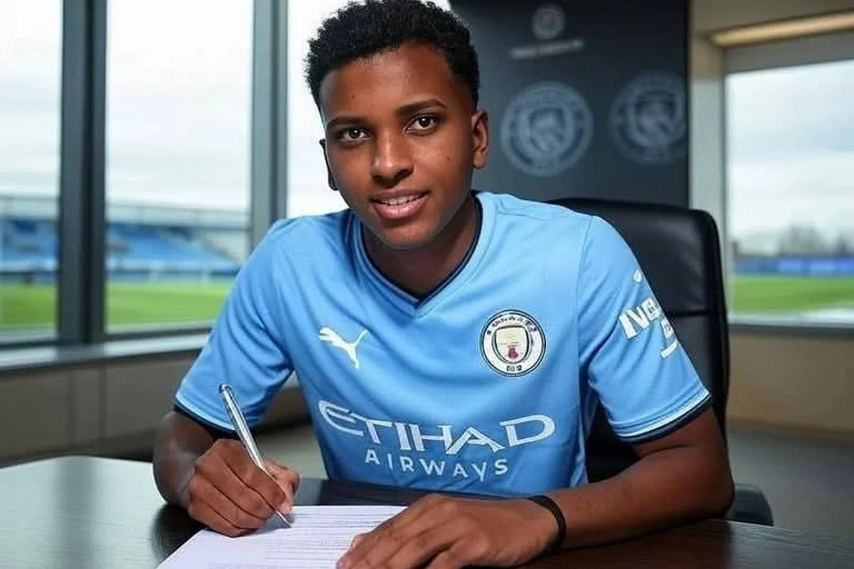 رودريغو ينتقل إلى مانشستر سيتي: صفقة الموسم تهز عالم كرة القدم لعام 2025