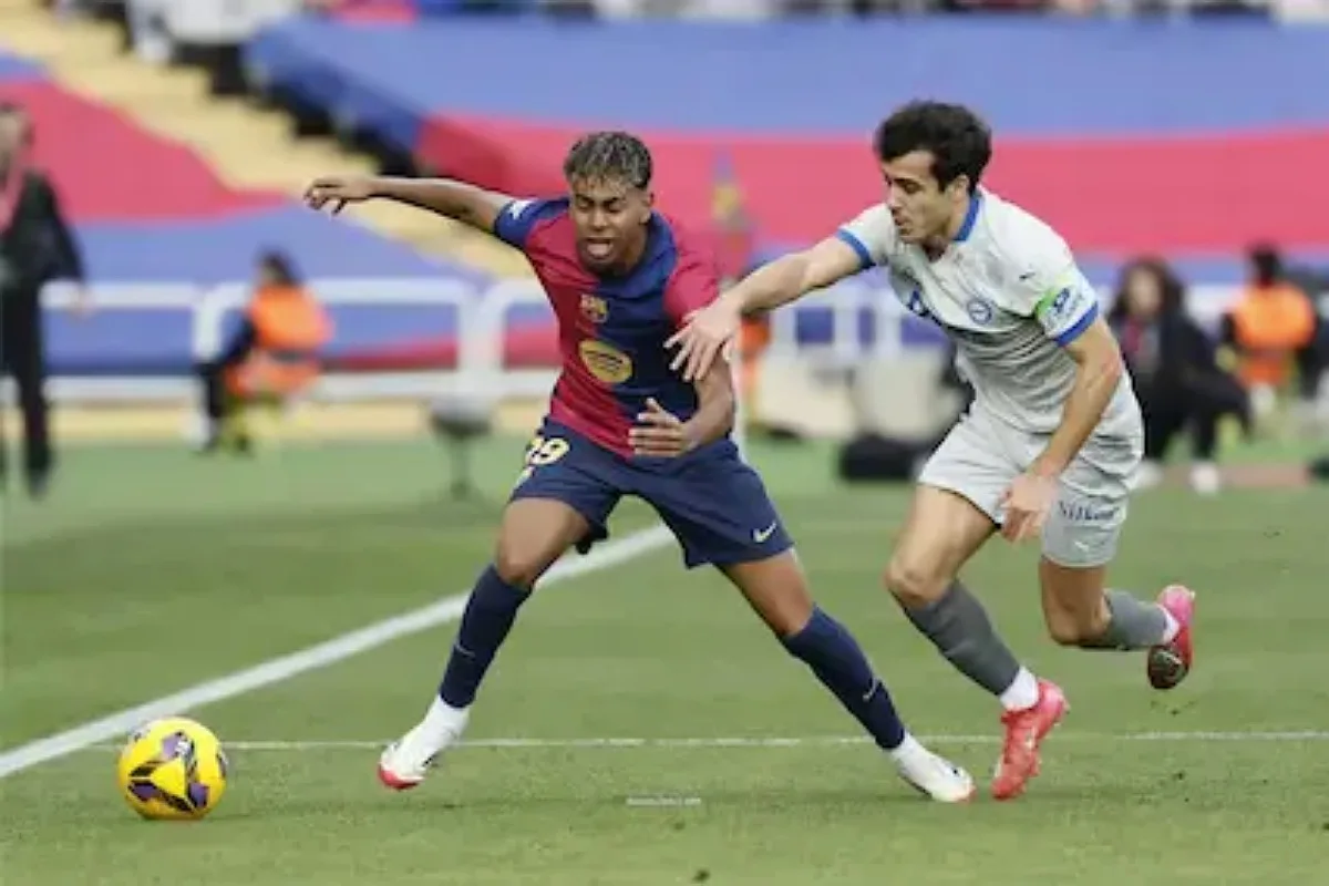 تعرف على معلق مباراة برشلونة وفالنسيا في كأس ملك إسبانيا