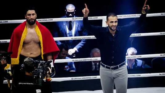 بطولة "Glory 98" للكيك بوكسينغ: ليلة نارية في روتردام بمشاركة مغربية مميزة