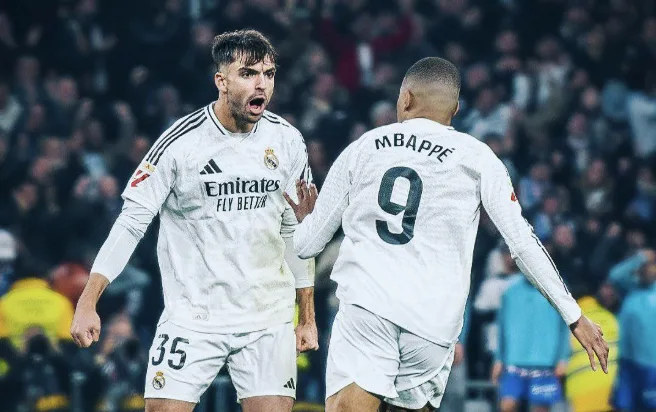 أسينسيو يصنع أسيست عابر للقارات، ومبابي يسجل في الدقيقة 3