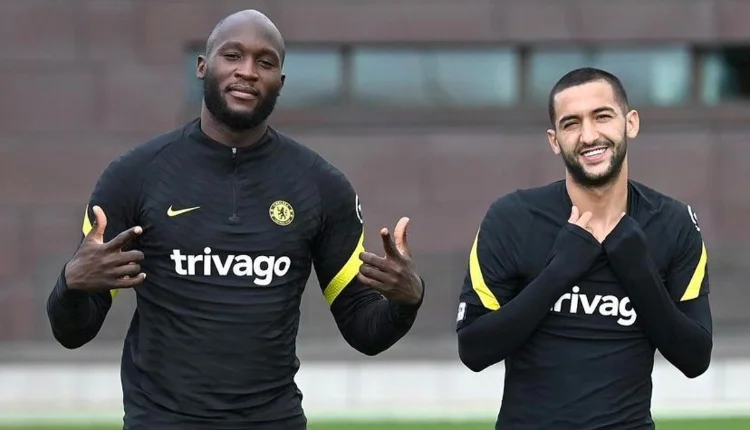 لايصدق الأسطورة لوكاكو يخرج ويفضح للعالم ما فعله نادي تشيلسي مع حكيم زياش