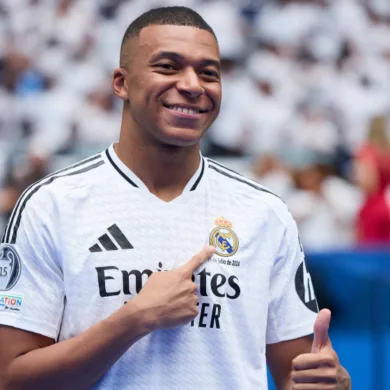 ماذا قال مبابي بعد معادلته رقم رونالدو التهديفي؟