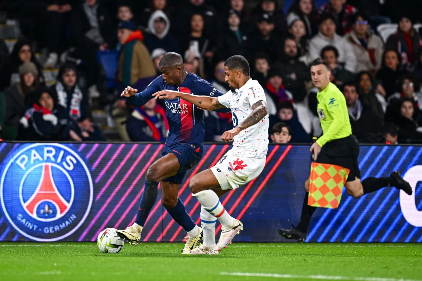 القنوات الناقلة لمباراة باريس سان جيرمان وليل في الدوري الفرنسي