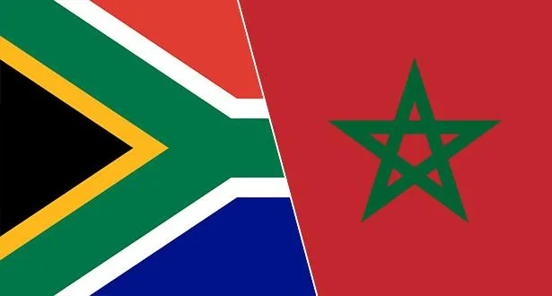 جنوب إفريقيا ترفض دخول نجم كرة القدم المغربي إلى أراضيها