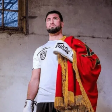 القنوات الناقلة لنزال جمال بن صديق وريستيا في غلوري 99