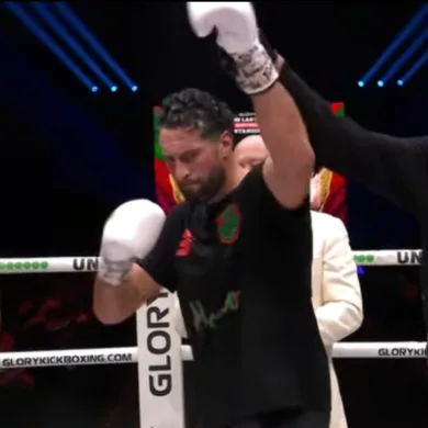بث مباشر نزال جمال بن صديق وريستيا في glory 99