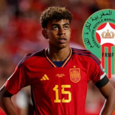 لامين جمال يطالب إدارة نادي برشلونة بضرورة التعاقد مع نجم المنتخب المغربي