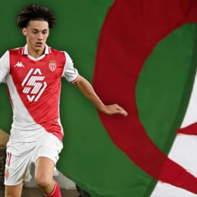 ذي الأصول الجزائرية أكليوش يسير على خطى أمين غويري لأتخاد قرار حاسم في مستقبله الرياضي