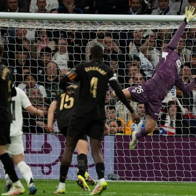 تعرف على رجل مباراة ريال مدريد وفالنسيا في الدوري الإسباني