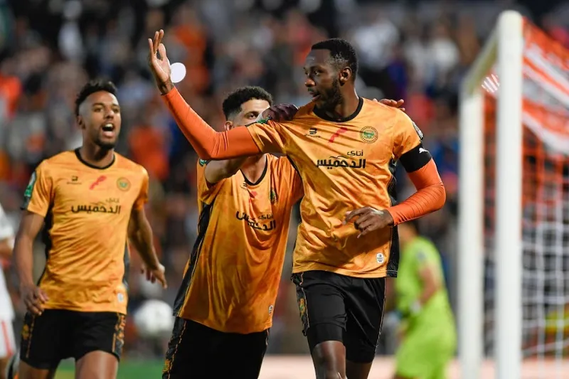 نهضة بركان يعود بفوز ثمين من أرض أسيك ميموزا الإيفواري في ذهاب ربع نهائي كأس الاتحاد الإفريقي