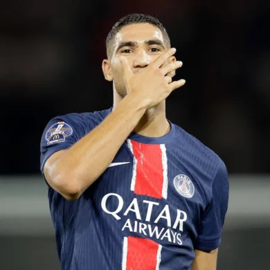 عودة أشرف حكيمي تعزز صفوف باريس سان جيرمان قبل مواجهة دانكيرك