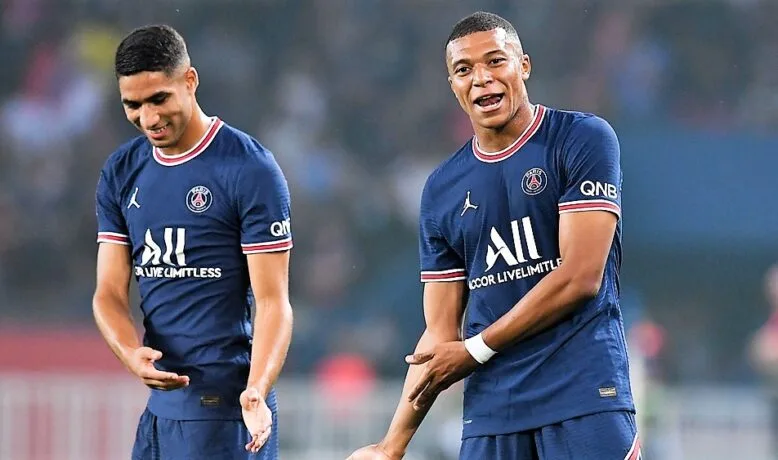 باريس سان جيرمان يضع عينه على موهبة مغربية