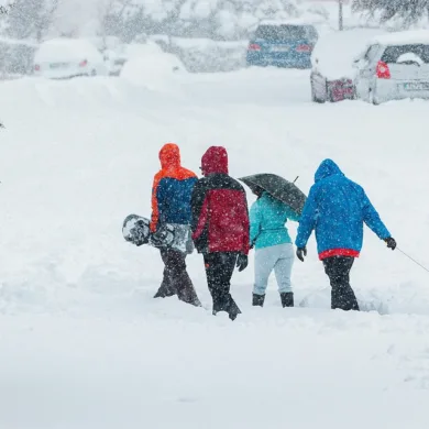 أشرف حكيمي: جدل ثروة منتخب المغرب بعد نقل ممتلكاته إلى والدته