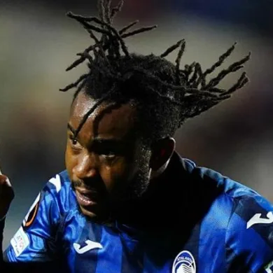 برشلونة يبدأ أولى خطواته لضم أفضل لاعب في إفريقيا أديمولا لوكمان