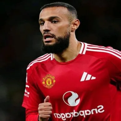 تطورات إصابة نصير مزراوي في مباراة مانشستر يونايتد وليون