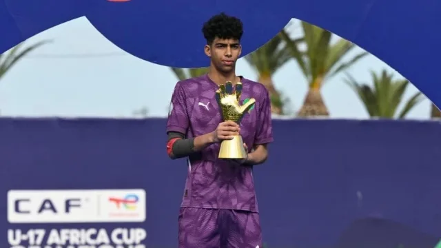 شعيب بلعروش: وكيل يملك 3 عروض أوروبية للحارس المتألق في الأمم الإفريقية تحت 17 عامًا