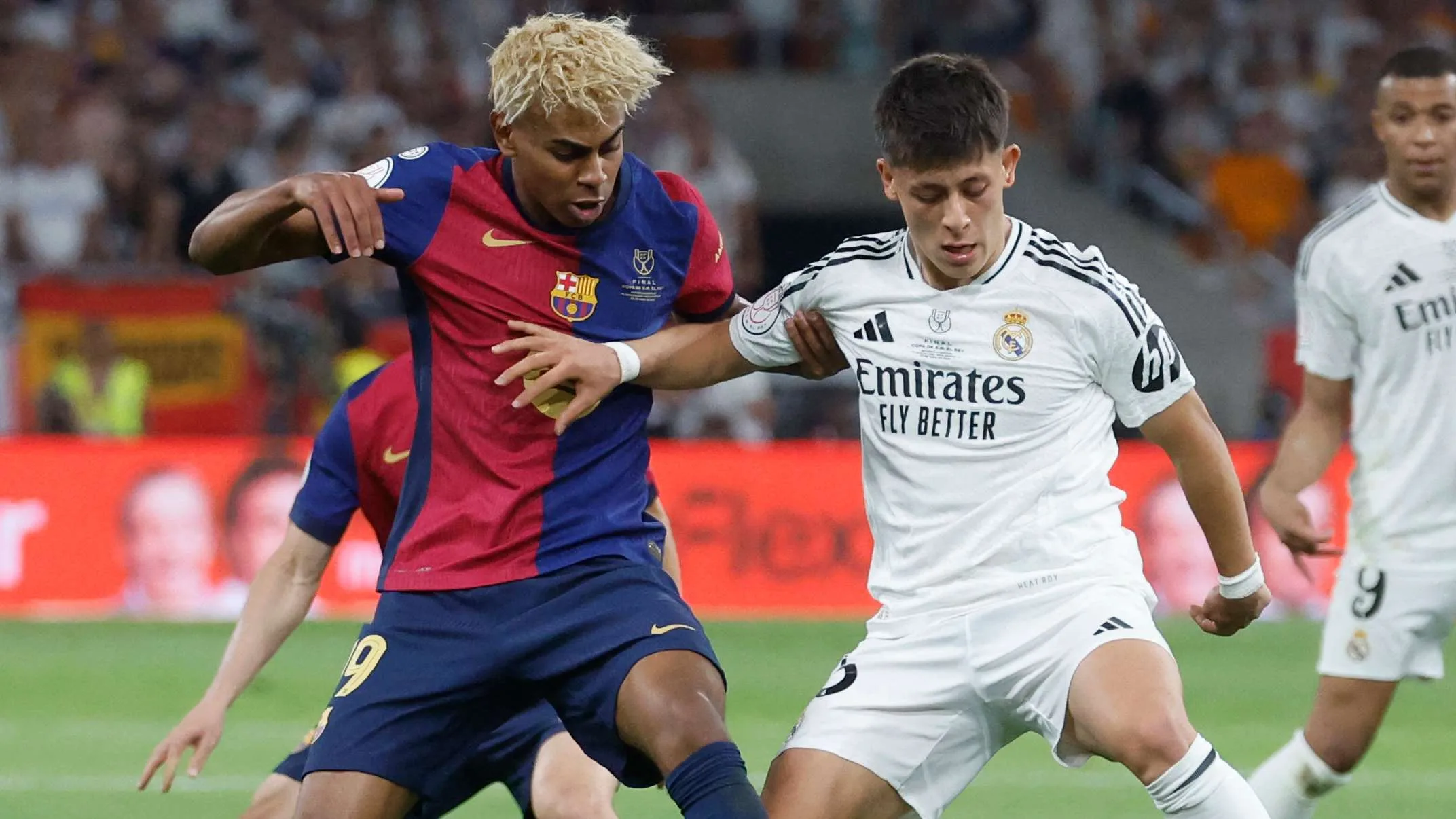 القنوات المفتوحة الناقلة لمباراة برشلونة وريال مدريد في الدوري الإسباني