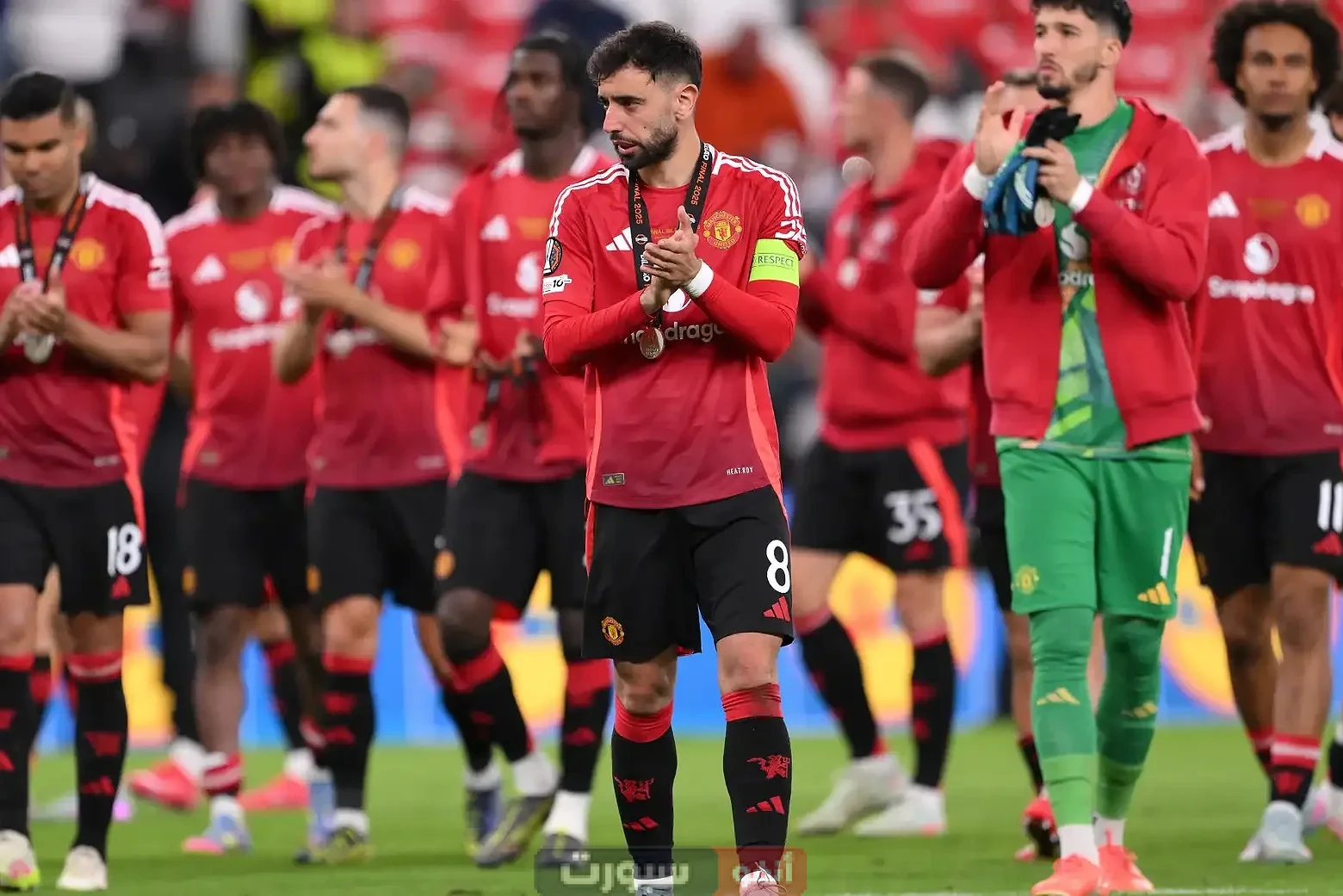 مانشستر يونايتد يهز العالم بعرضه جميع لاعبيه للبيع بعد خسارة لقب يوربا ليج