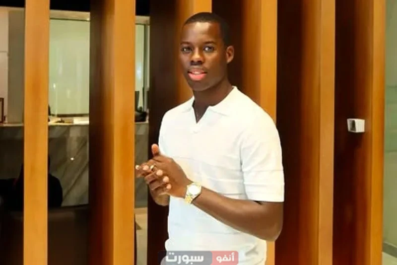 من هو ستيفان عزيز كي سيرة ذاتية ويكيبيديا