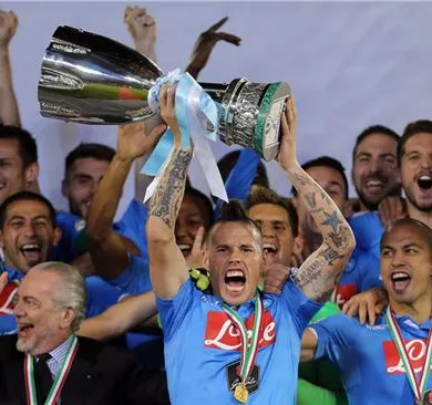 نابولي يحسم لقب الدوري الإيطالي 2024-2025 في جولة أخيرة مثيرة