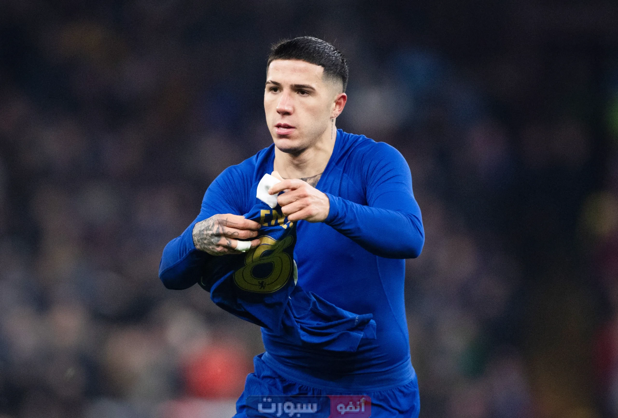 إنزو فرنانديز يكتب التاريخ بهدف التعادل في نهائي دوري المؤتمر الأوروبي أمام ريال بيتيس