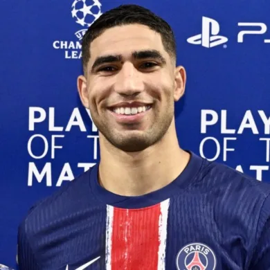 بي اس جي ضد الإنتر: أشرف حكيمي أول عربي ومغربي أساسي يسجل هدفاً في نهائي دوري أبطال أوروبا