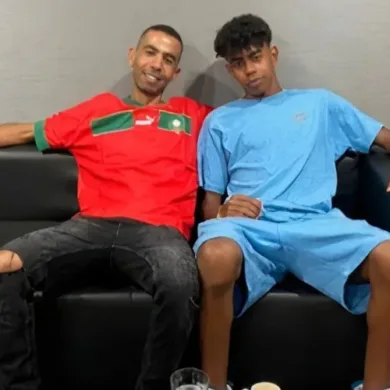 لامين يامال يطالب برشلونة بتسريح هذا لاعب وتعاقد مع نجم المنتخب المغربي