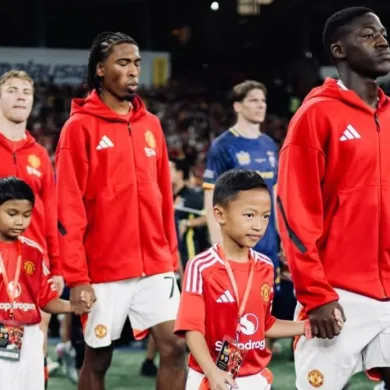 موعد مباراة مانشستر يونايتد وهونغ كونغ والقنوات الناقلة في كأس التحدي