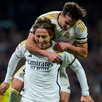 إبراهيم دياز يوجه رسالة مؤثرة إلى لوكا مودريتش بعد إعلان رحيله عن ريال مدريد