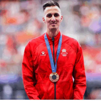 موعد سباق سفيان البقالي في 3000 متر موانع والقنوات الناقلة في ملتقى الرباط الماسي 2025