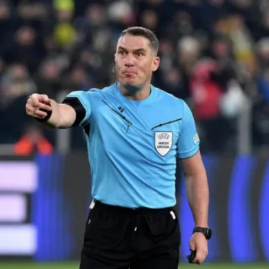 رسميًا: يويفا يعلن حكم نهائي دوري أبطال أوروبا بين باريس سان جيرمان وإنتر ميلان