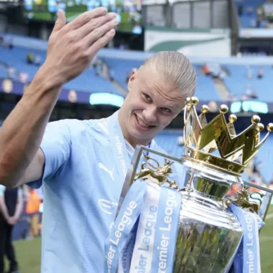 ديزيريه دووي يصدم إيرلينغ هالاند في نهائي دوري أبطال أوروبا ويقود باريس سان جيرمان للتتويج