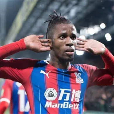 كريستال بالاس يكتب التاريخ بتتويجه الأول بكأس الاتحاد الإنجليزي على حساب مانشستر سيتي