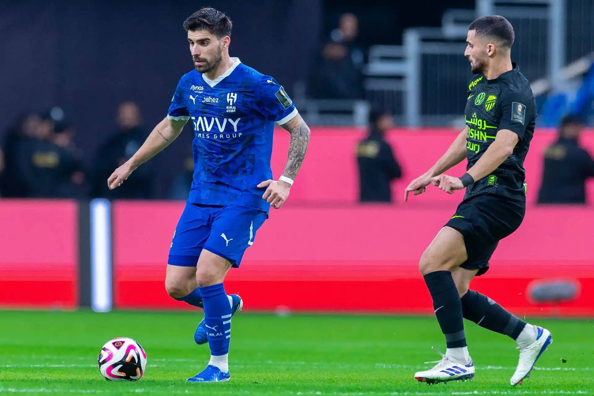 القنوات الناقلة لمباراة الهلال اليوم ضد العروبة في دوري روشن السعودي 2025