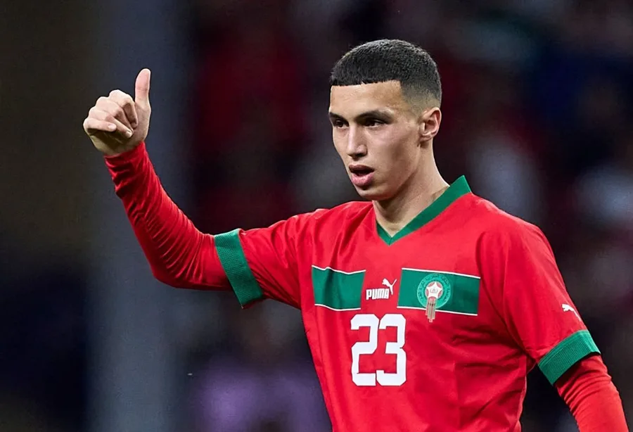 ليفربول يقترب من حسم صفقة الجوهرة المغربية بلال الخنوس