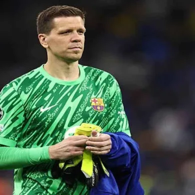 تشيزني بين عرض برشلونة ومستقبل غير مؤكد: قرارات عائلية تؤجل حسم موقفه