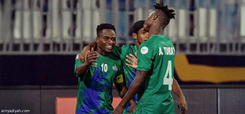 من هو مومو كمارا ؟ نجم منتخب سيراليون الصاعد