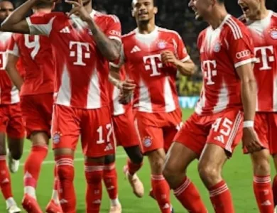 بايرن ميونخ يتقابل مع بنفيكا في مواجهة أوروبية حماسية لتأمين صدارة المجموعة.